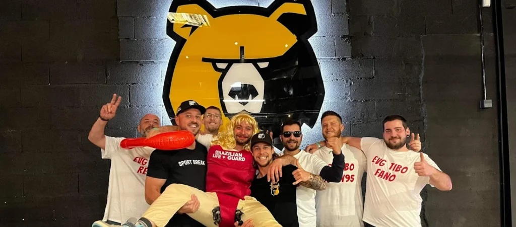 À vous de défier les futurs mariés !